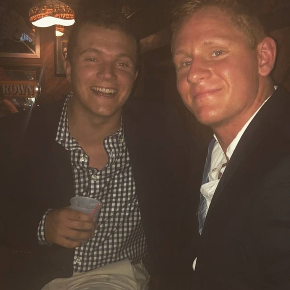 Meet your Posher, Alec - Picture 1 of 1